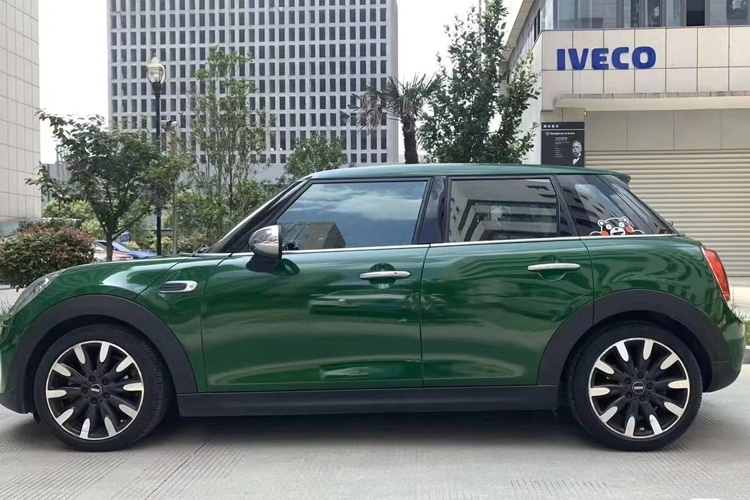 宝马mini  水晶邮政绿