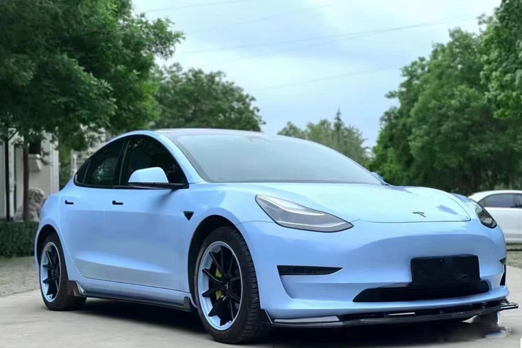 特斯拉Model3  水晶迷雾蓝