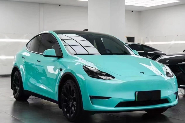 特斯拉ModelY  水晶蒂芙尼