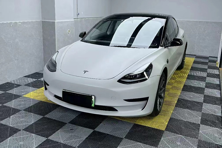 特斯拉Model3  陶瓷火山灰