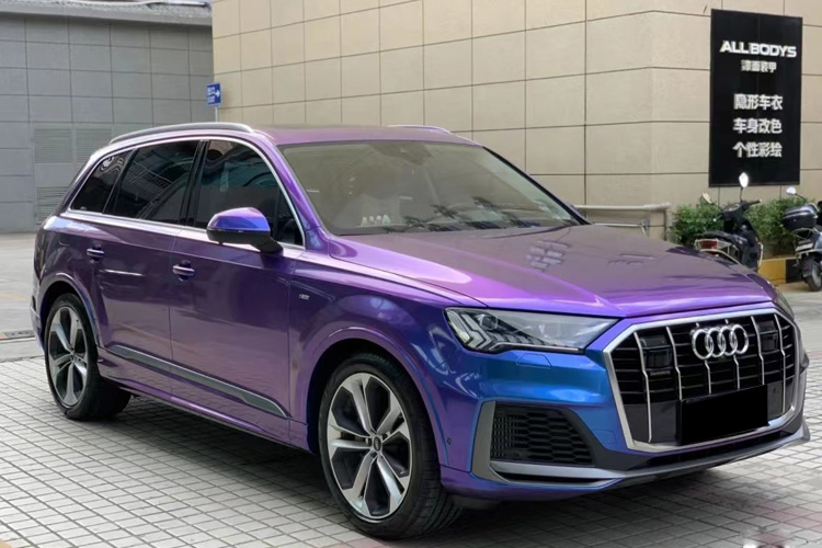 奥迪Q7  钻石极光色
