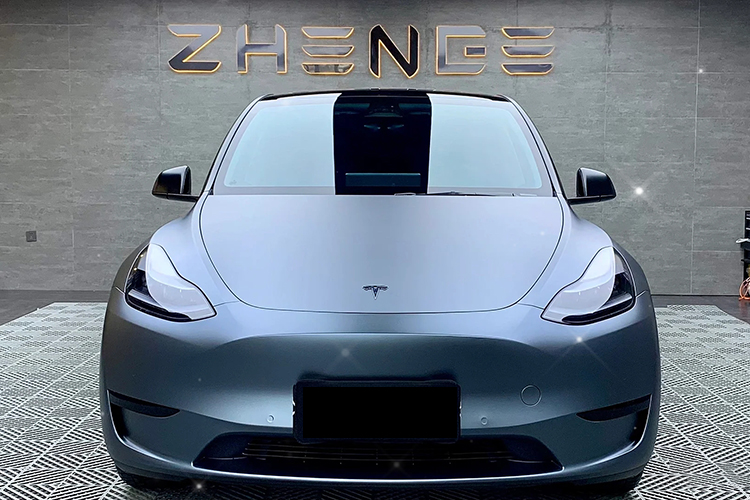 特斯拉Model3  亚灰蓝